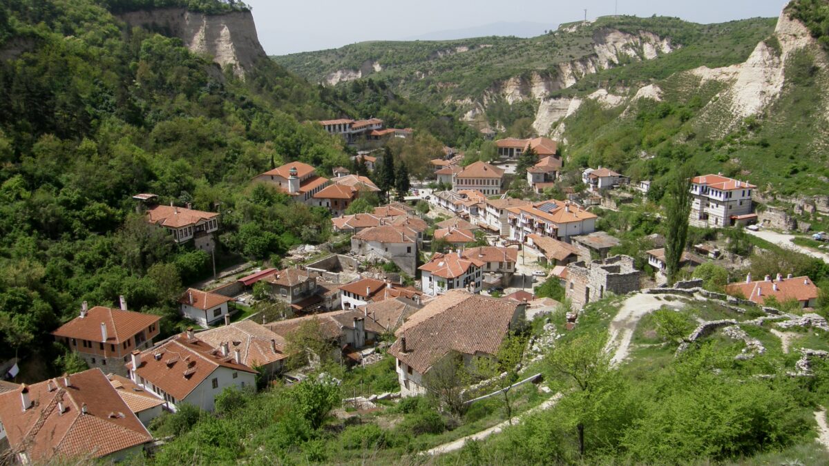 Melnik: un puntino proprio per gli amanti del vino